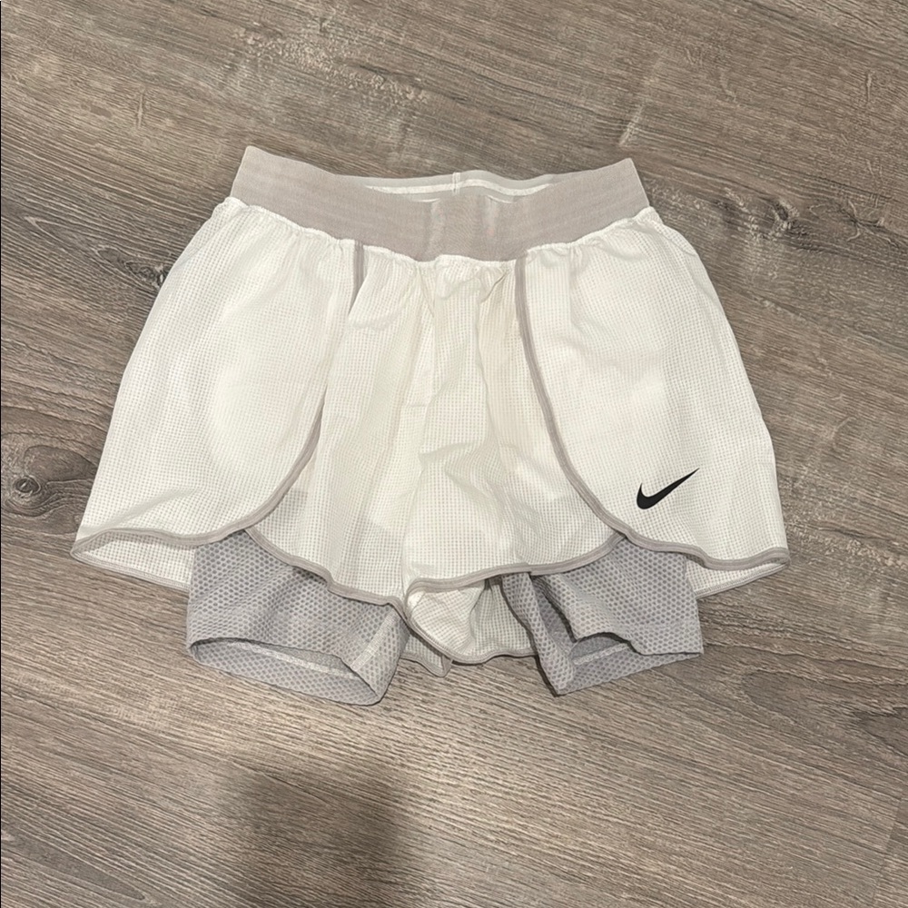 Nike Dri-FIT Striped Shorts